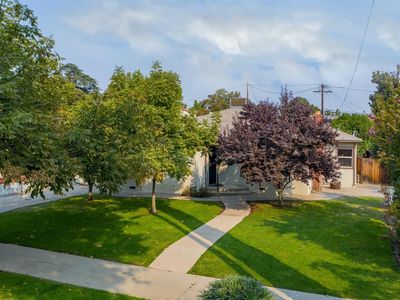 627 E Princeton Ave, Fresno, CA, 93704