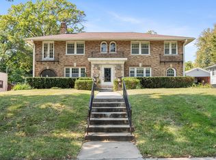 5912 Rockhill Rd #B, Kansas City, MO 64110