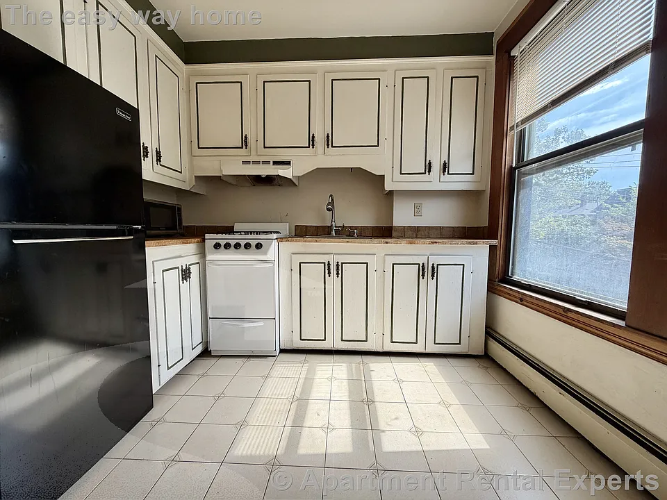5 Wendell St #2