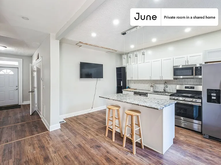 1432 Perry Pl NW #B — Photo 3