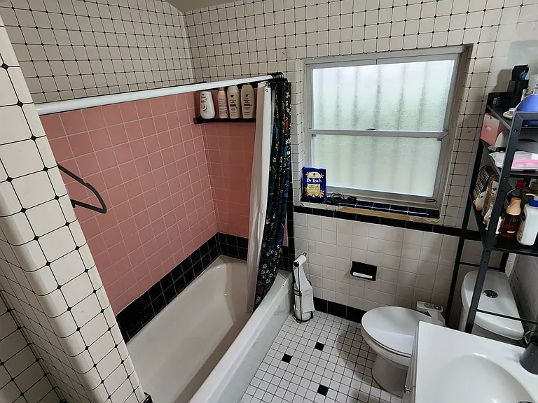 321 S Forest Ave — Photo 14