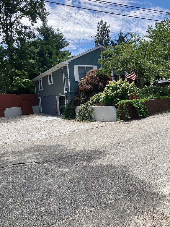 63 17th St - Property Image