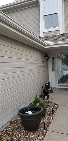 1st image of 5644 NW Plantation Dr
