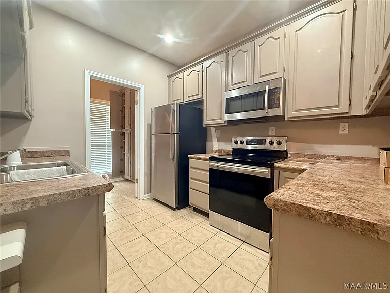 6630 Stablegate Ct — Photo 6