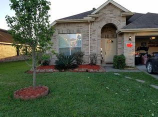 8411 Tarragon Ln, Baytown, TX 77521