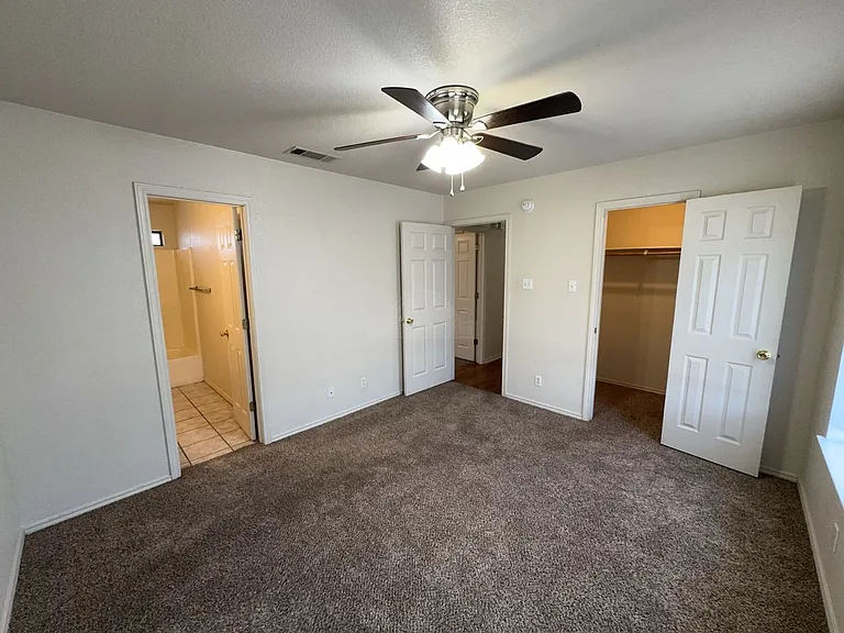 913 McDaniel Circle, Killeen — Photo 15