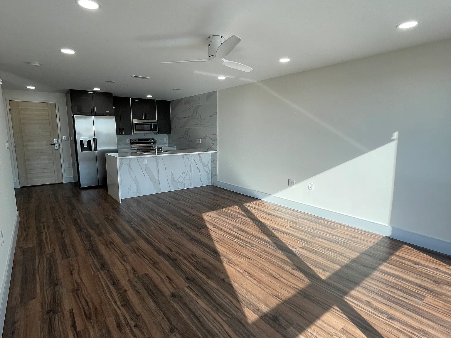 1 bed, 707 sqft, $1,700 — Photo 4