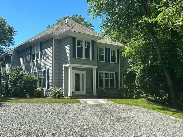 205 Nyes Neck Rd, Barnstable, MA 02630