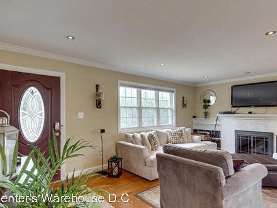 1st image of 5906 Arlington Blvd
