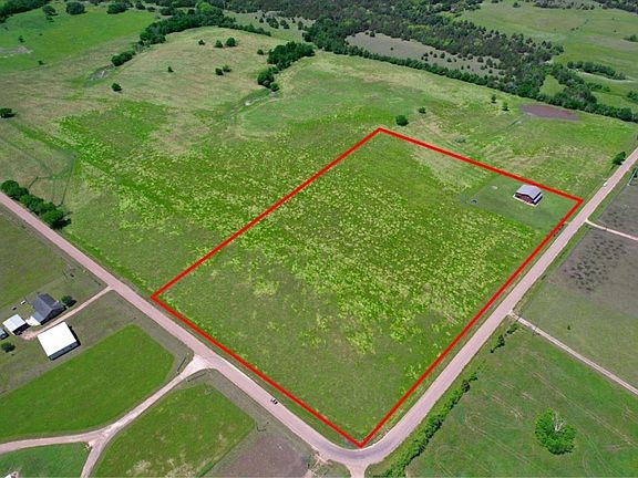 3rd image of 6515 Prihoda Rd