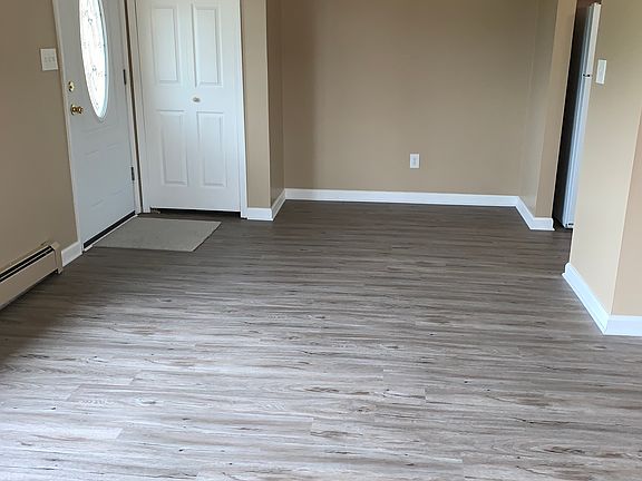 3rd image of 61035 Eleven Mile Rd APT 5