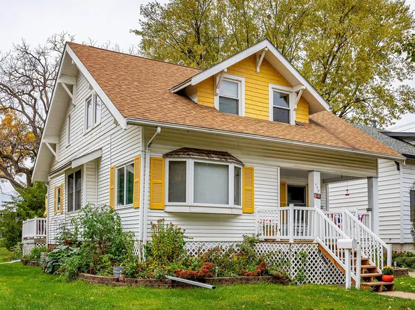 540 3rd St, West Des Moines, IA 50265