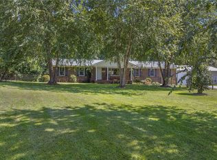 316 Mountain Estates Rd, Pickens, SC 29671