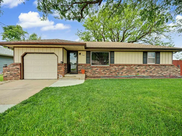 1100 Louise Ln, Salina, KS 67401