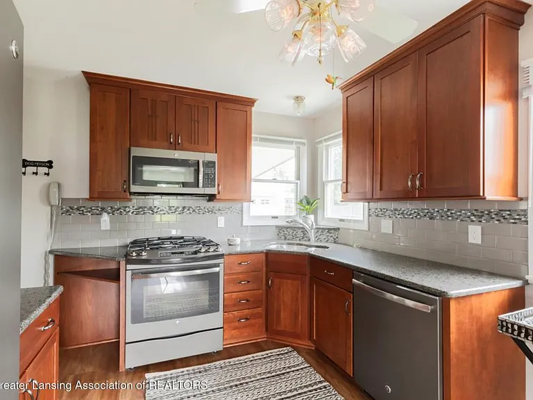 3716 Macon Ave — Photo 3