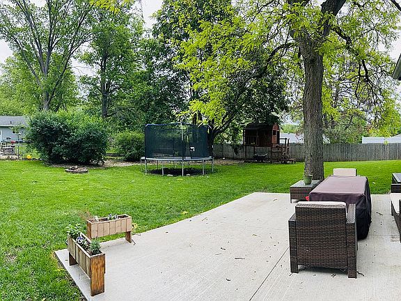 3rd image of 3128 McClain Dr