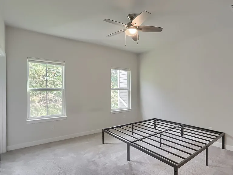 137 Moyer Hill Dr — Photo 29