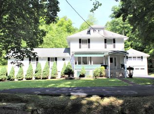 287 Rock Camp Rd, Hundred, WV 26575