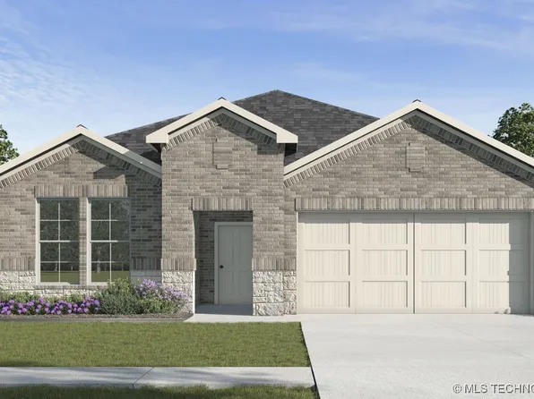 8529 E Fort Worth St, Broken Arrow, OK 74014