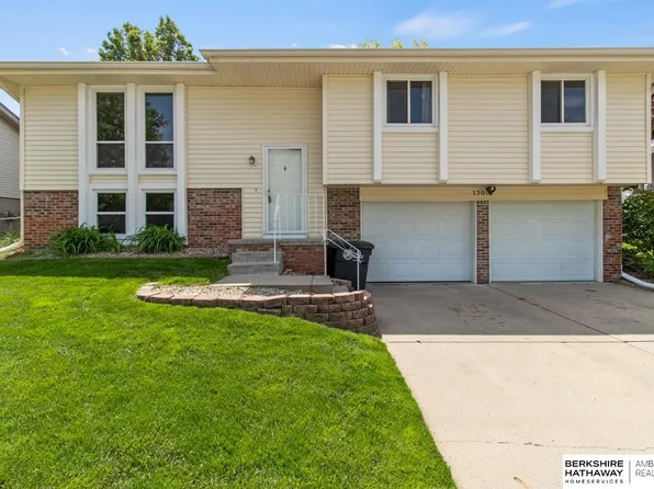 13013 Patrick Cir, Omaha, NE 68164