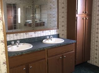 387 Boling Rd, Utica, KY 42376