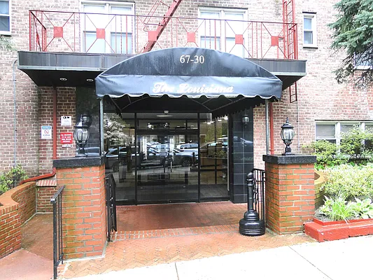 Sold by Benjamin Realty Since 1980 | media 1