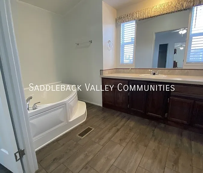 1925 E Murray St #31 — Photo 11