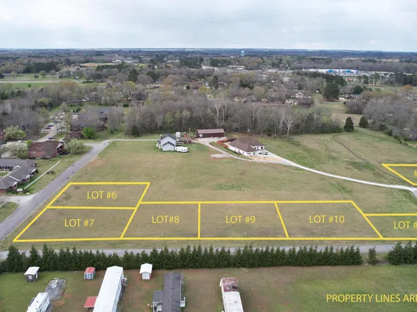 11 Curtis St, Moulton, AL 35650