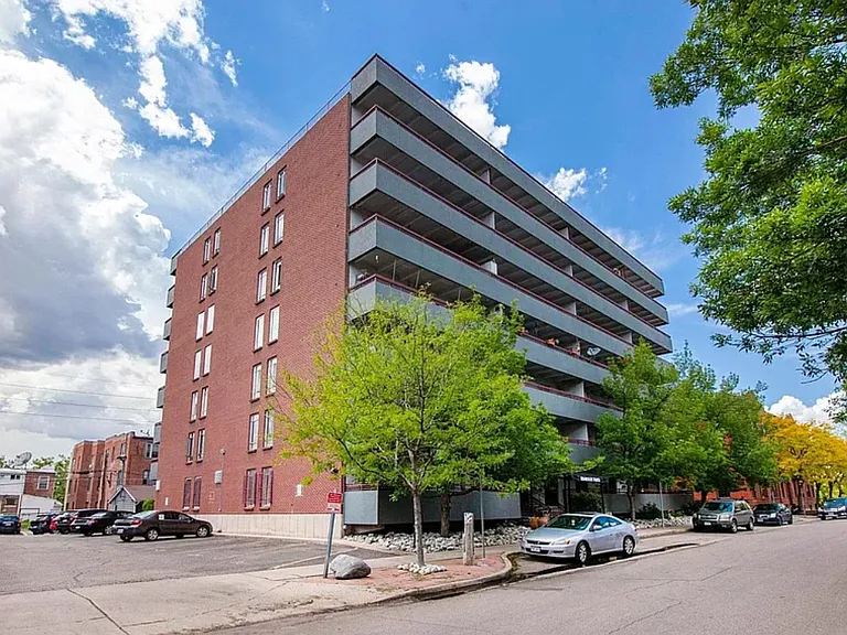 1441 N Humboldt St #104 — Photo 31