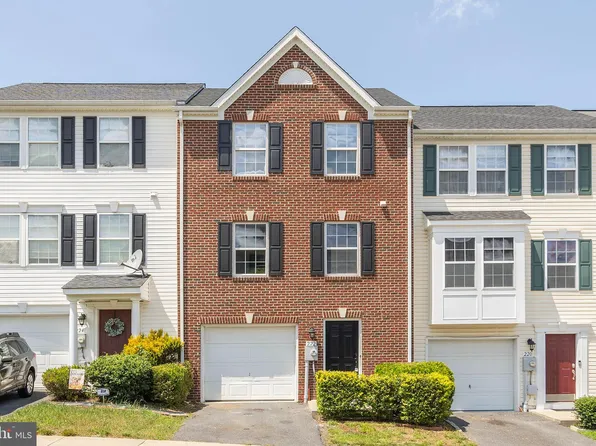 222 Monticello Sq, Winchester, VA 22602
