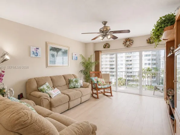 1965 S Ocean Dr APT 5E, Hallandale, FL 33009