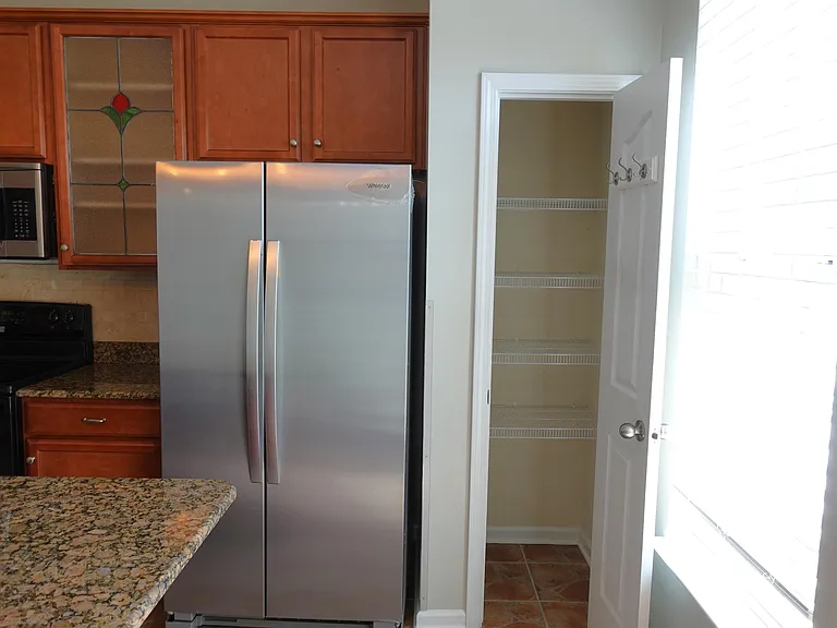 202 Elise Dr #1 — Photo 16