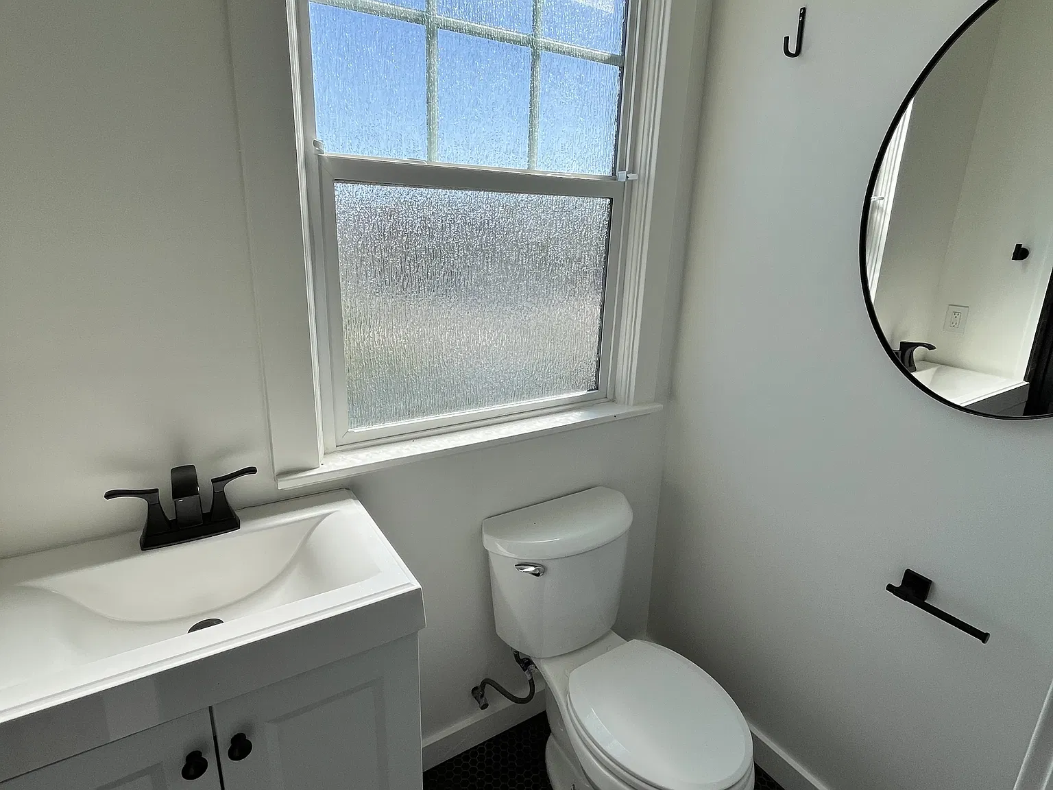 151 West Taylor Street - 6 — Photo 4