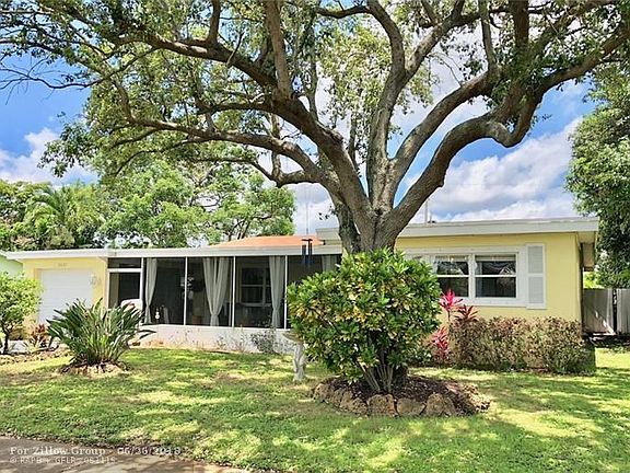 4th image of 3637 SW 22nd St