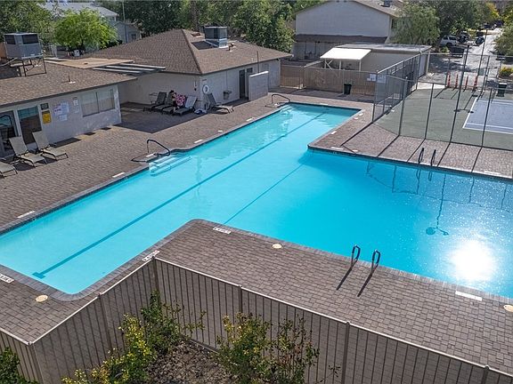 4th image of 1309 Dorothy Ave Unit 4