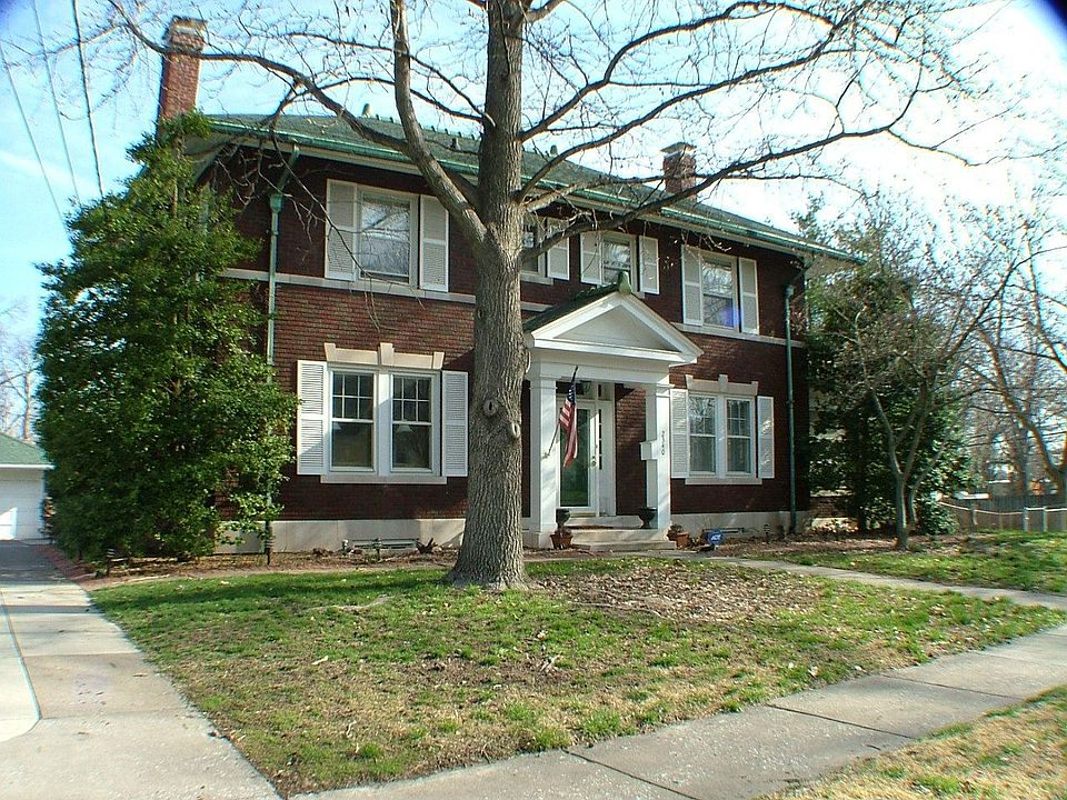 2340 Edwards - Left