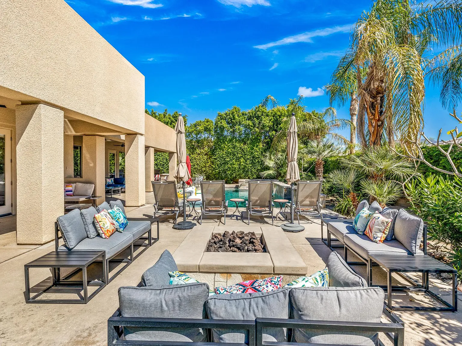 6 bed, $18,113 — Photo 3