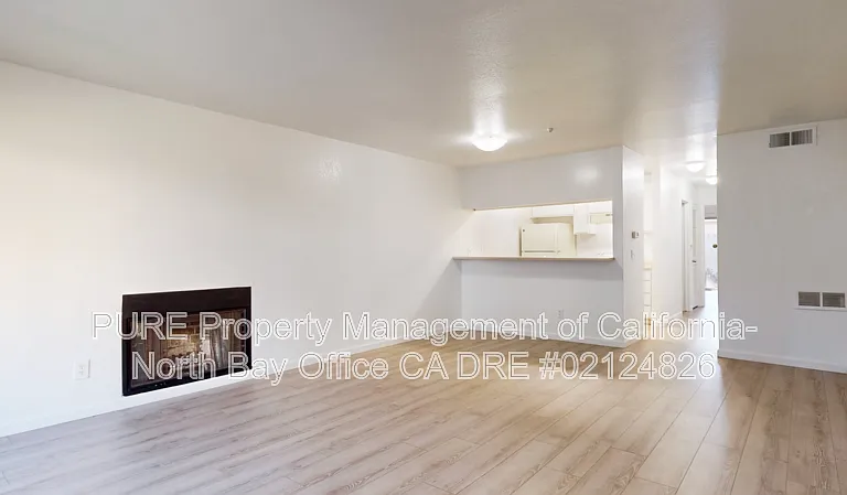 1450 E Cotati Ave #16 — Photo 4