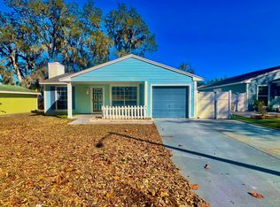 3863 Lake Shore Dr, Palm Harbor, FL 34684