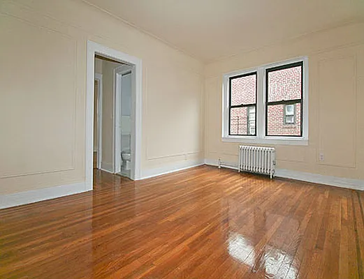 Rented by SW Queens Mezzanine | media 32