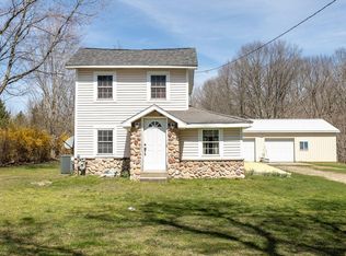 7263 Baseline Rd, South Haven, MI 49090