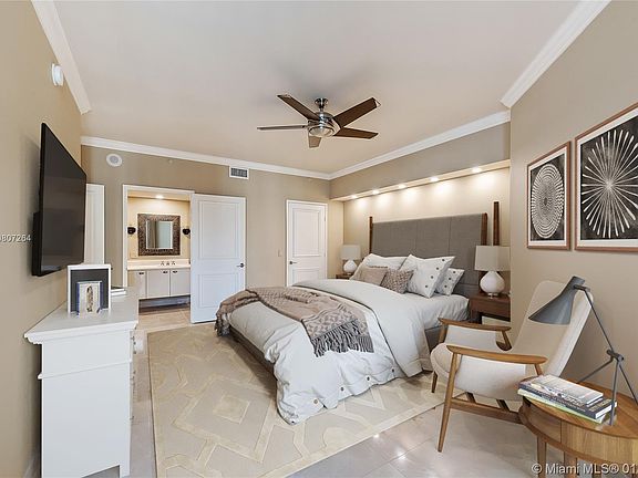 5th image of 333 Las Olas Way APT 1809