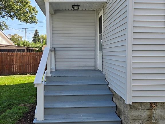 4th image of 1733 E 47th St