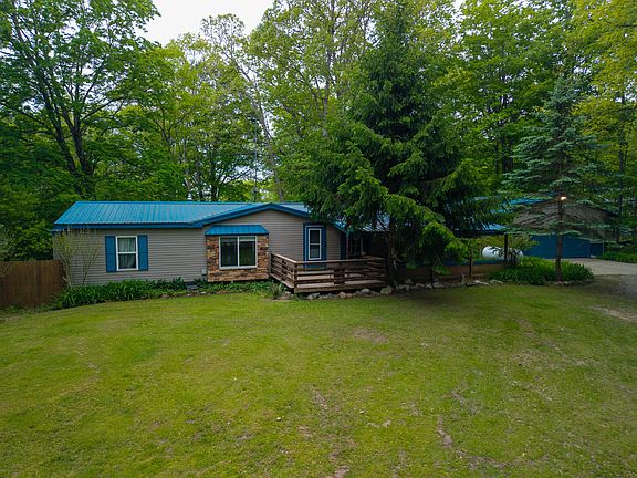 2nd image of 4658 W Fern Gln