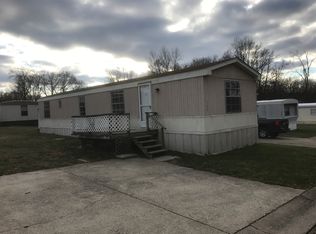 13658 Point Maple Dr, Wright City, MO 63390