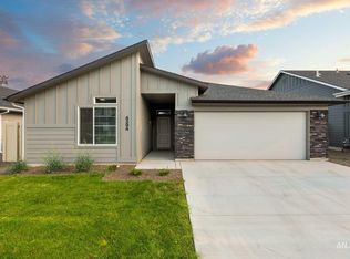 4394 W Sunny Cv, Meridian, ID 83646