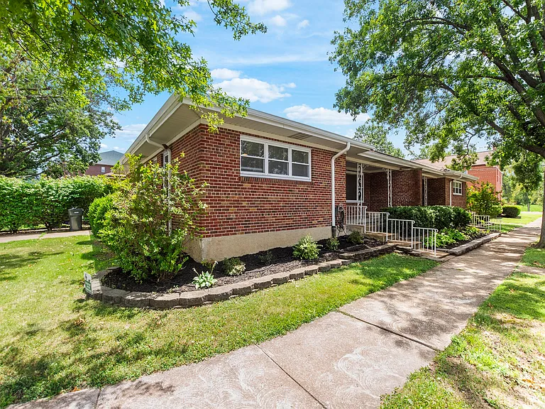 7000 Clifton Ave — Photo 2