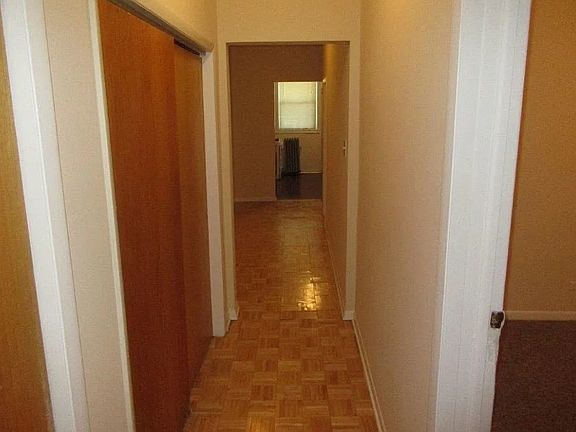 4th image of 4343 S Greenwood Ave #1s
