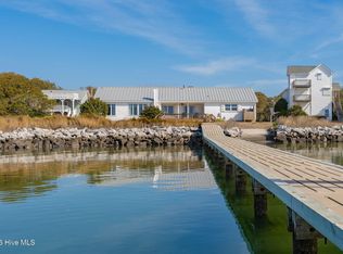 1528 Island Rd, Harkers Island, NC 28531