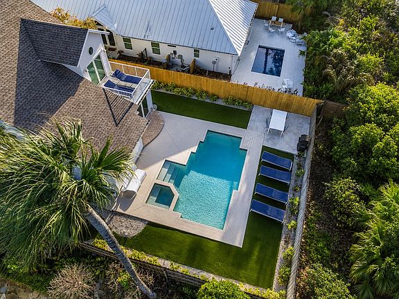 2nd image of 768 Bougainvillea Ln